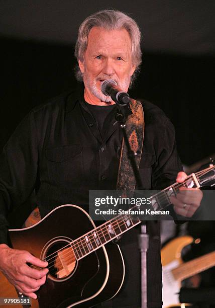 Musician Kris Kristofferson performs during the Celebrity Fight Night XVI Founder's Dinner held at JW Marriott Desert Ridge Resort on March 19, 2010...