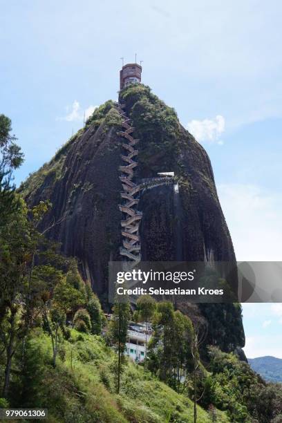 close up on the rock of guatapé, el peñon, colombia - antioquia stock pictures, royalty-free photos & images