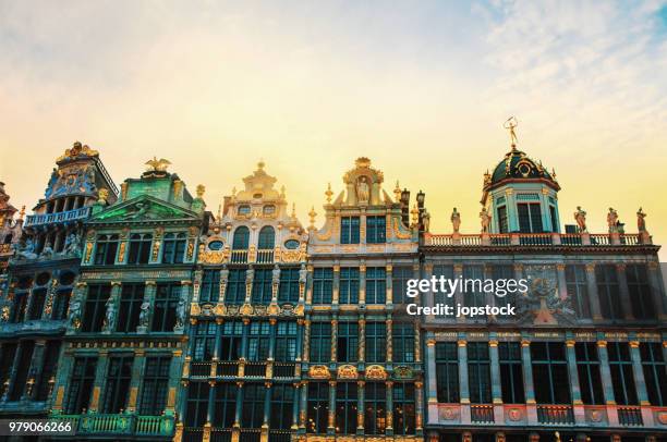 guildhalls at grand place - brussels square stock-fotos und bilder