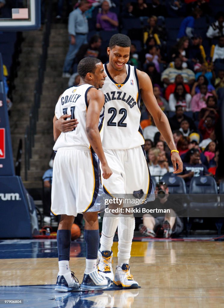 Golden State Warriors v Memphis Grizzlies