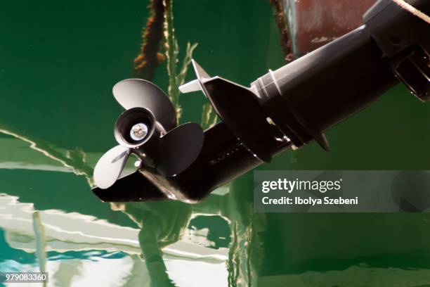 boat propeller - boat propeller stock pictures, royalty-free photos & images