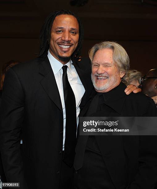 Former NBA player Brian Grant and Kris Kristofferson attend Celebrity Fight Night XVI on March 20, 2010 at the JW Marriott Desert Ridge in Phoenix,...