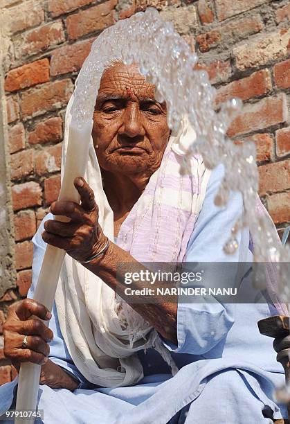 Pushpa Rani 471 Rani Village Stock Photos, High-Res Pictures, and Images - Getty Images