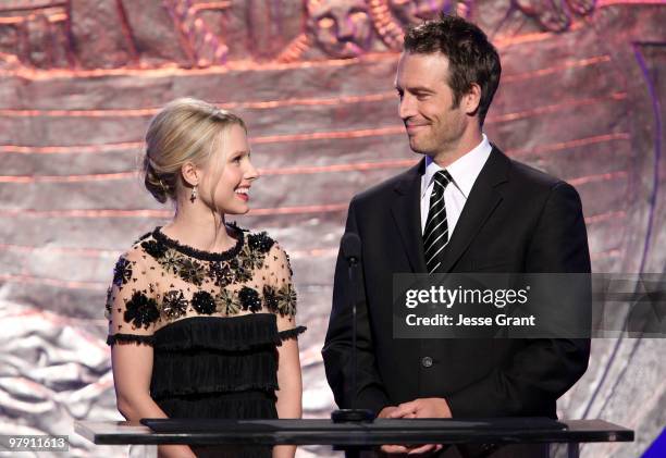 Actors Kristen Bell and Michael Vartan speak on stage at the 24th Genesis Awards at The Beverly Hilton Hotel on March 20, 2010 in Beverly Hills,...