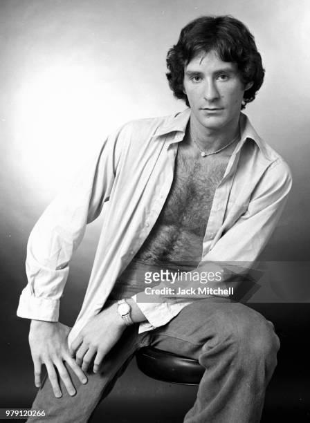 Actor Kevin Kline in August 1975.