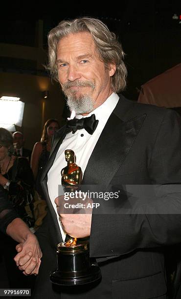 Actor Jeff Bridges attends the 82 Annual Academy Awards Governor's Ball in Hollywood, on March 7, 2010. Bridges won the Oscar for "Crazy Heart." AFP...