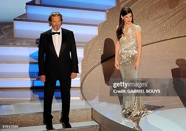 Best Actor Jeff Bridges and Best Actress Sandra Bullock stand on stage during the 82nd Academy Awards at the Kodak Theater in Hollywood, California...