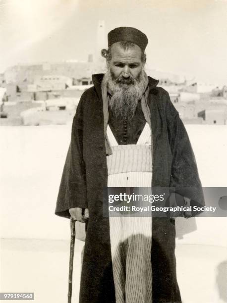 Middle Ages Rabbi Old Jewish Rabbis Photos and Premium High Res Pictures - Getty Images