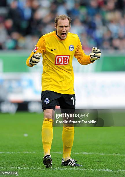 Goalkeeper Jaroslav Drobny of Berlin celebrates one of his team's goals during the Bundesliga match between VfL Wolfsburg and Hertha BSC Berlin at...