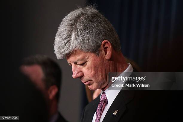Stupak 266 Bart Stupak Photos & High Res Pictures - Getty Images
