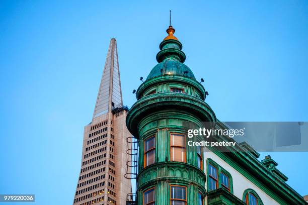 san francisco-transamerica pyramid - peeter viisimaa or peeterv - fotografias e filmes do acervo