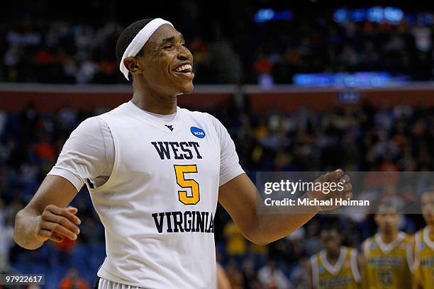 Kevin Jones of the West Virginia Mountaineers reacts after a play late in the game against the Missouri Tigers during the second round of the 2010...