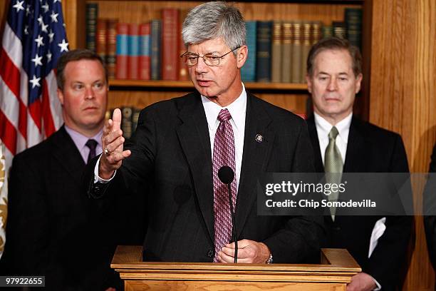 Stupak 266 Bart Stupak Photos & High Res Pictures - Getty Images