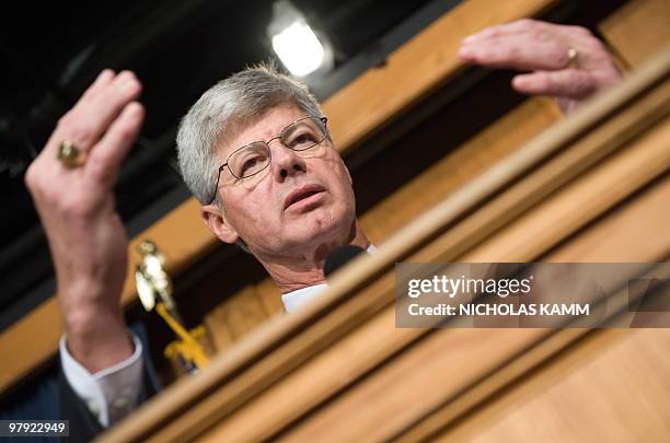 Stupak 905 Michigan House Of Representatives Stock Photos, High-Res Pictures ...
