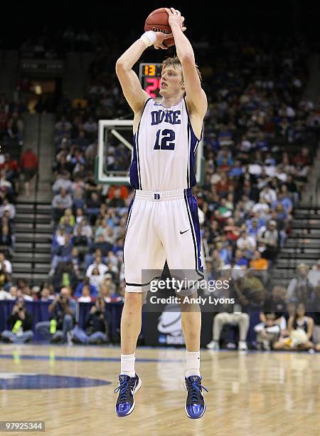 Kyle Singler of the Duke Blue Devils shoots the ball in the game against the California Golden Bears during the second round of the 2010 NCAA men's...