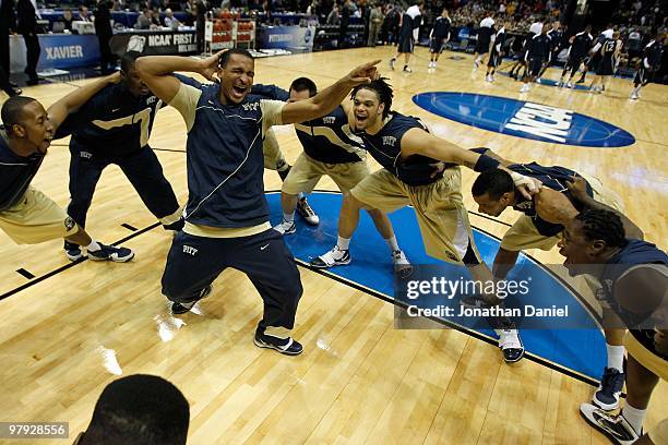 Nick Rivers of the Pittsburgh Panthers pumps his teammates up before taking on the Xavier Musketeers during the second round of the 2010 NCAA men's...