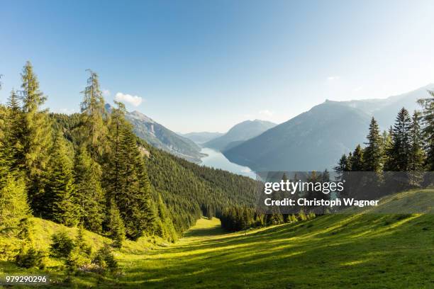 österreich tirol - achensee - österreich stockfoto's en -beelden