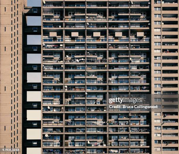 trellick tower - trellick tower stock pictures, royalty-free photos & images