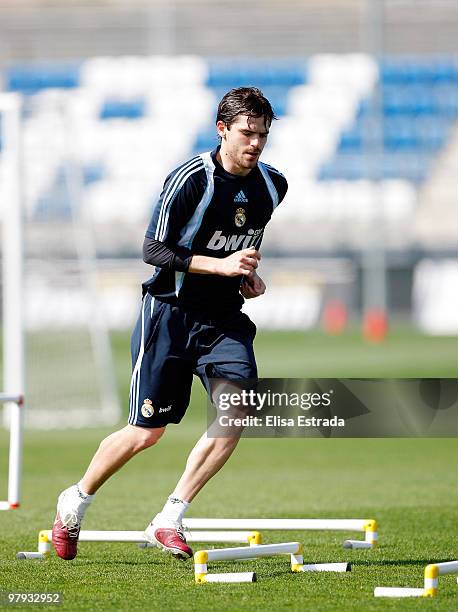 Fernando Gago of Real Madrid exercises during a training session at Valdebebas on March 22, 2010 in Madrid, Spain.