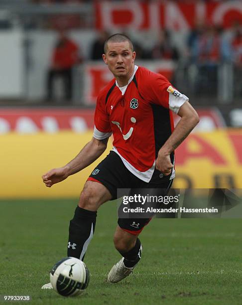 Leon Andreasen of Hannover runs with the ball during the Bundesliga match between VfB Stuttgart and Hannover 96 at Mercedes-Benz Arena on March 20,...