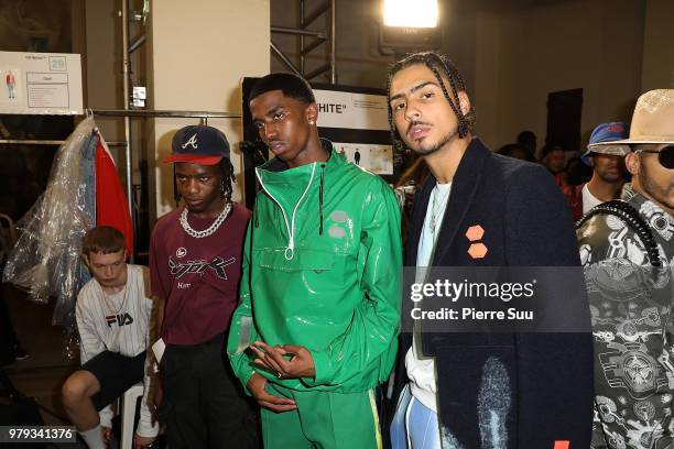 Ian Riddler Combs 3,189 Ian Connor Stock Photos, High-Res Pictures, and Images - Getty Images