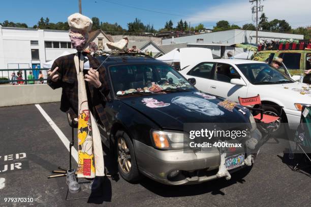 solstice parade - fremont solstice parade stock pictures, royalty-free photos & images