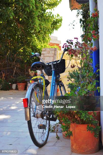 bicicleta - bicicleta stock-fotos und bilder