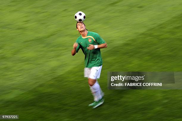 Portuguese forward Cristiano Ronaldo plays with the ball before the Euro 2008 Championships Group A football match Czech Republic vs. Portugal on...