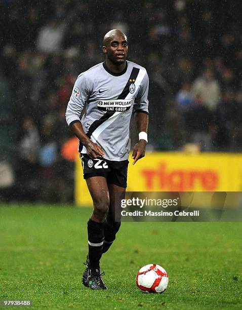 Mohamed Lamine Sissoko of Juventus FC during the Serie A match between UC Sampdoria and Juventus FC at Stadio Luigi Ferraris on March 21, 2010 in...