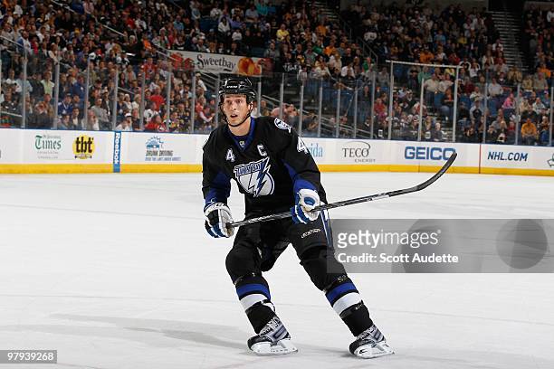 Vincent Lecavalier of the Tampa Bay Lightning skates against the Buffalo Sabres at the St. Pete Times Forum on March 18, 2010 in Tampa, Florida.