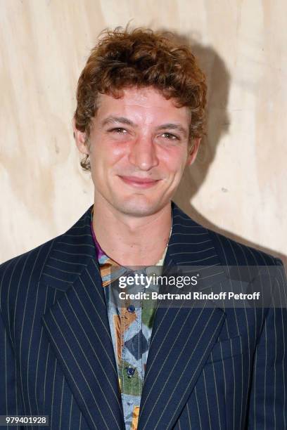 Actor Niels Schneider attends the Acne Studio Menswear Spring/Summer 2019 show as part of Paris Fashion Week on June 20, 2018 in Paris, France.