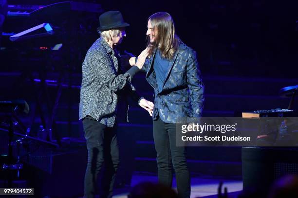 Rock and Roll Hall of Fame member Alan White, drummer of the classic rock band Yes, and singer Jon Davison perform onstage as a special guest during...