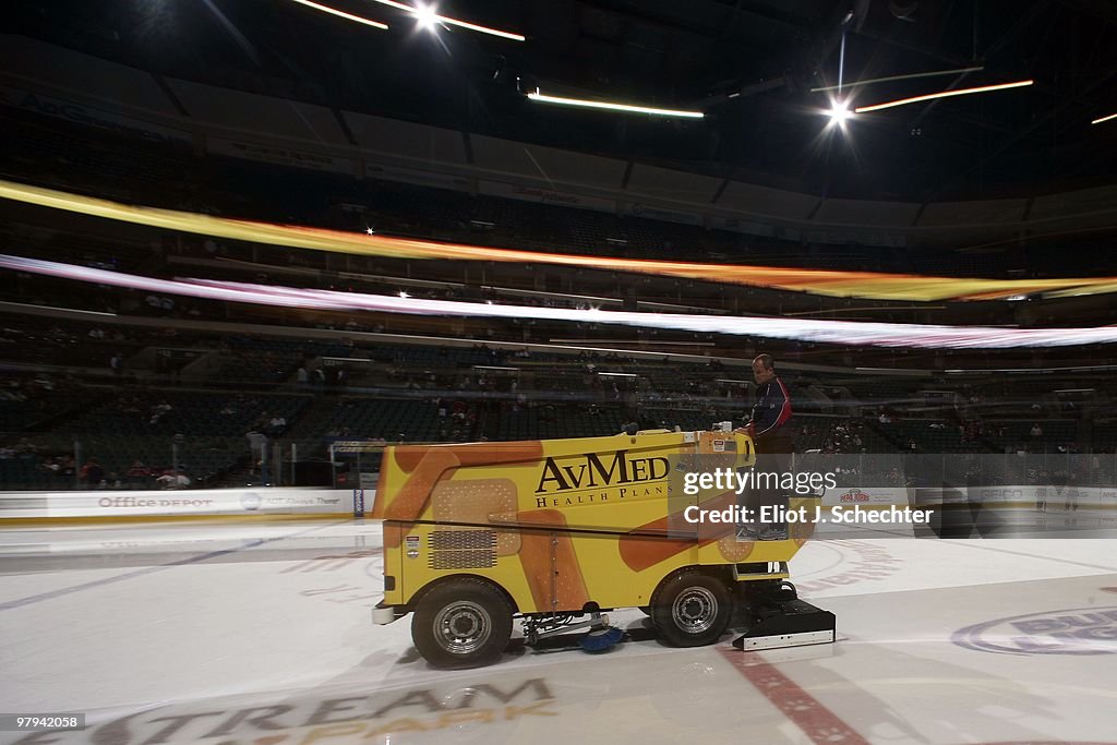 Phoenix Coyotes v Florida Panthers