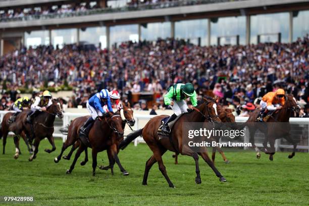 Billy Lee riding Settle for the Bay wins The Royal Hunt Cup on day 2 of Royal Ascot at Ascot Racecourse on June 20, 2018 in Ascot, England.