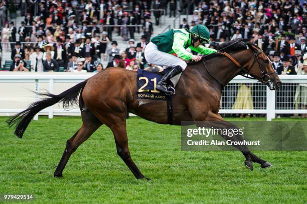 Billy Lee riding Settle For Bay win The Royal Hunt Cup on day 2 of Royal Ascot at Ascot Racecourse on June 20, 2018 in Ascot, England.