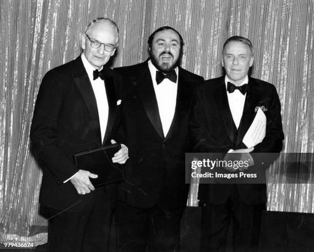 Laurance Rockefeller, Luciano Pavarotti and Frank Sinatra circa 1982 in New York.