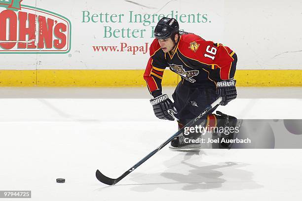 Nathan Horton of the Florida Panthers chases the puck during overtime against the Phoenix Coyotes on March 18, 2010 at the BankAtlantic Center in...