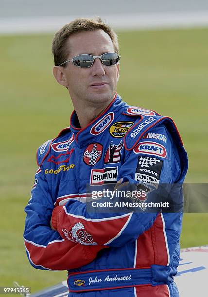 John Andretti competes in qualifying for the NASCAR Nextel Cup Tropicana 400 at Chicagoland Speedway, July 9, 2004.