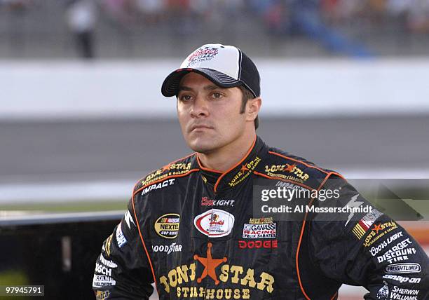 David Stremme during qualifying for the NASCAR NEXTEL Cup series Coca-Cola 600 May 25, 2006 at Lowe's Motor Speedway in Charlotte.