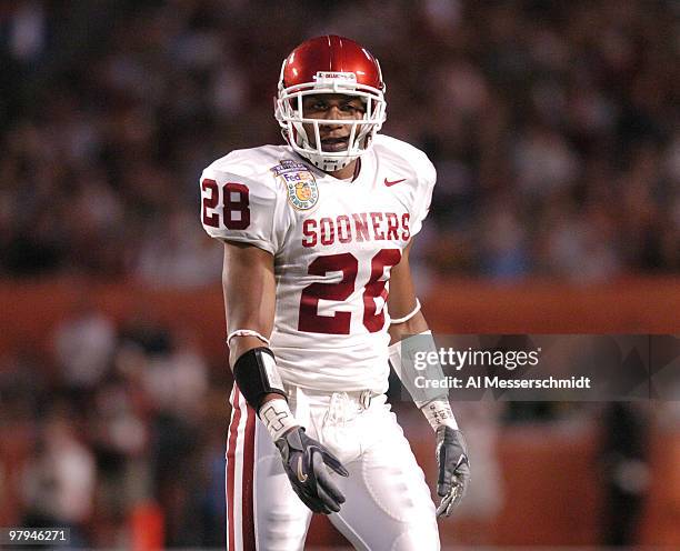 Oklahoma's Adrian Peterson during the FedEx Orange Bowl National Championship at Pro Player Stadium in Miami, Florida on January 4, 2005. USC beat...