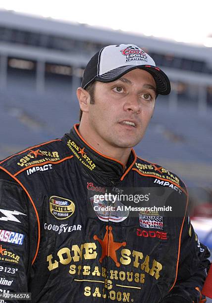 David Stremme during qualifying for the NASCAR NEXTEL Cup series Coca-Cola 600 May 25, 2006 at Lowe's Motor Speedway in Charlotte.