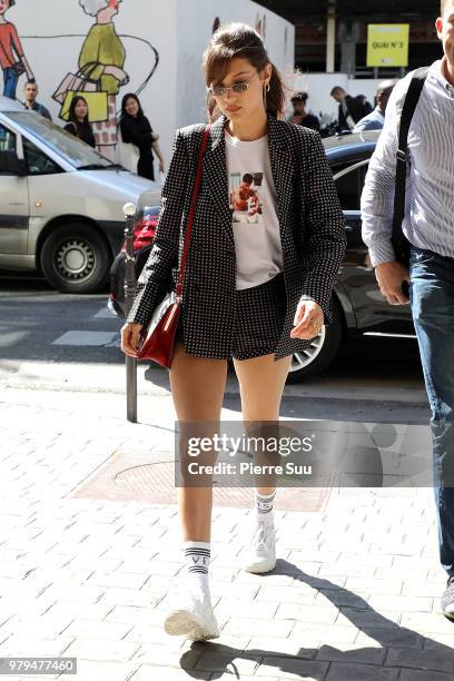 Bella Hadid arrives at an office Building on June 20, 2018 in Paris, France.