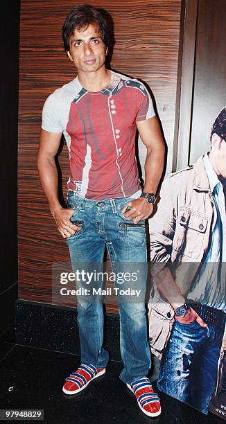 Sonu Sood at the success party of film Right Yaaa Wrong.