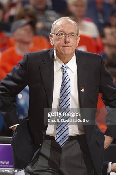 Playoffs: Syracuse head coach Jim Boeheim on sidelines during game vs Vermont. Buffalo, NY 3/19/2010 CREDIT: David E. Klutho