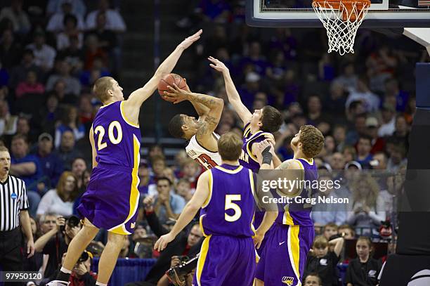 Playoffs: UNLV Tre'Von Willis in action vs Northern Iowa. Oklahoma City, OK 3/18/2010 CREDIT: Greg Nelson