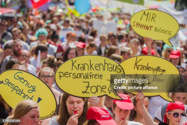 June 2018, Germany, Duesseldorf: Outside the Health Ministers' Conference, nursing and care workers protest in zombie costumes. Photo: Rolf...