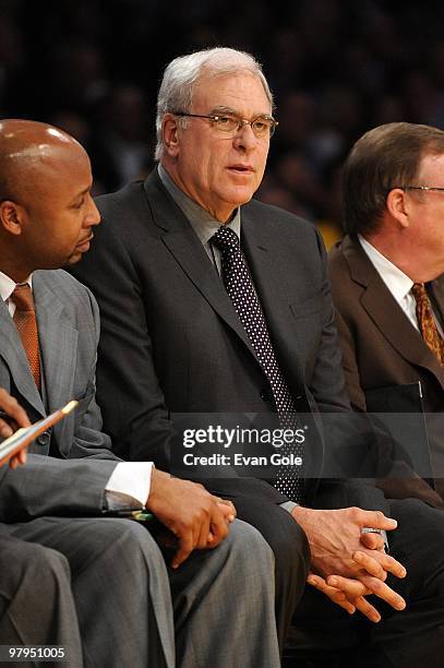 Head coach Phil Jackson of the Los Angeles Lakers looks on from the sideline during the game against the Charlotte Bobcats on February 3, 2010 at...