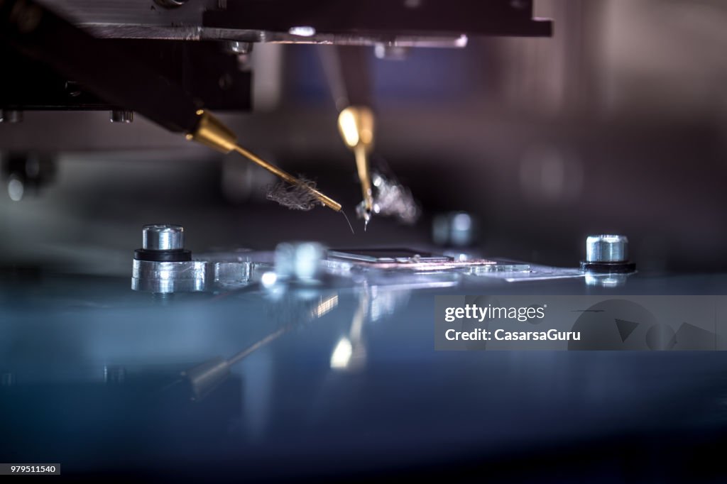 Conector de fotocorriente transitoria en semiconductores orgánicos, máquina de medición