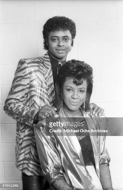 Rene Moore and Angela Winbush of the R&B duo "Rene & Angela" pose for a portait session in circa 1982 in Los Angeles, California.