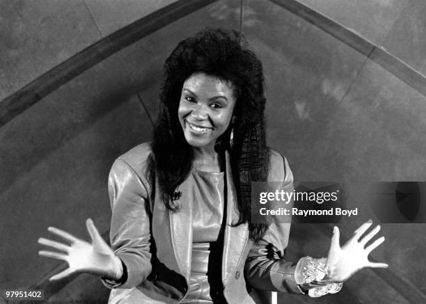 Angela Winbush of the R&B duo "Rene & Angela" poses for a portait session on February 8, 1989.